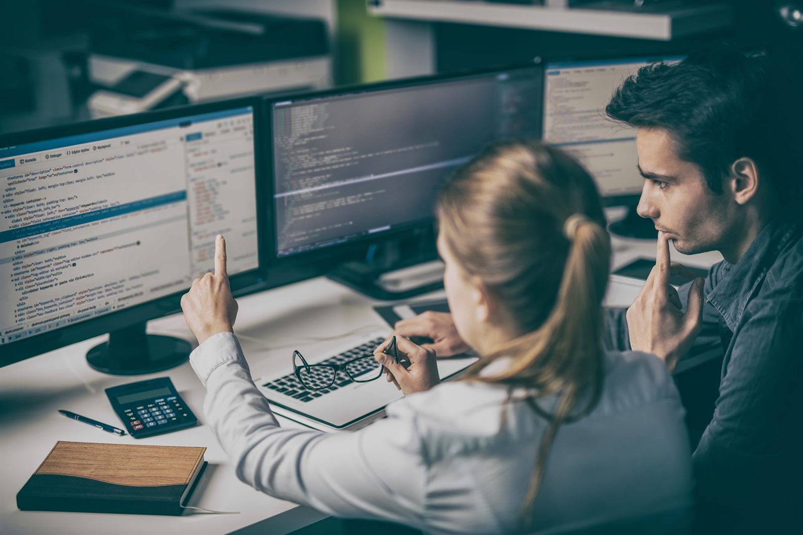 IT-Team bei der Arbeit